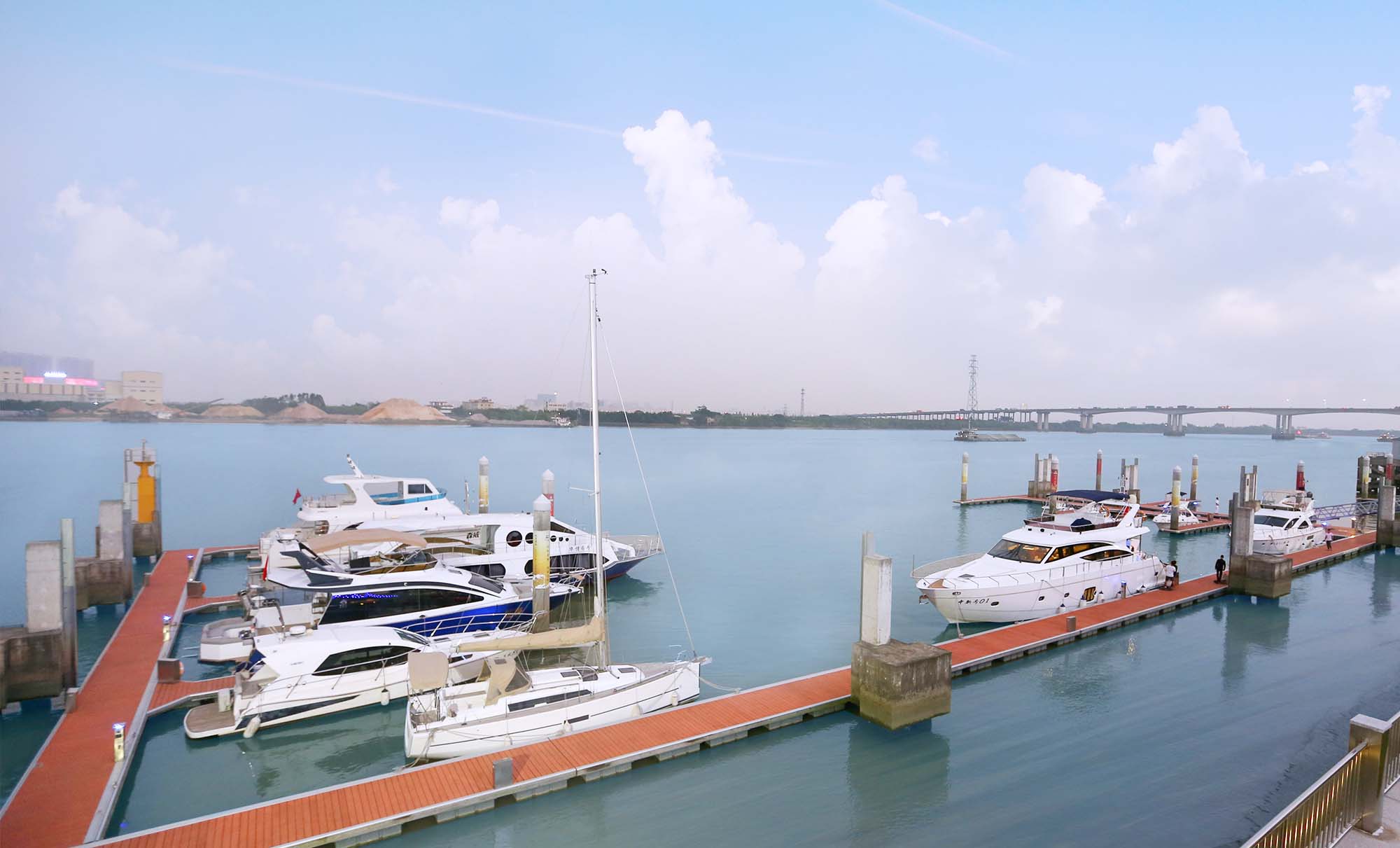 169223433399498.jpg 169223433399498.jpg