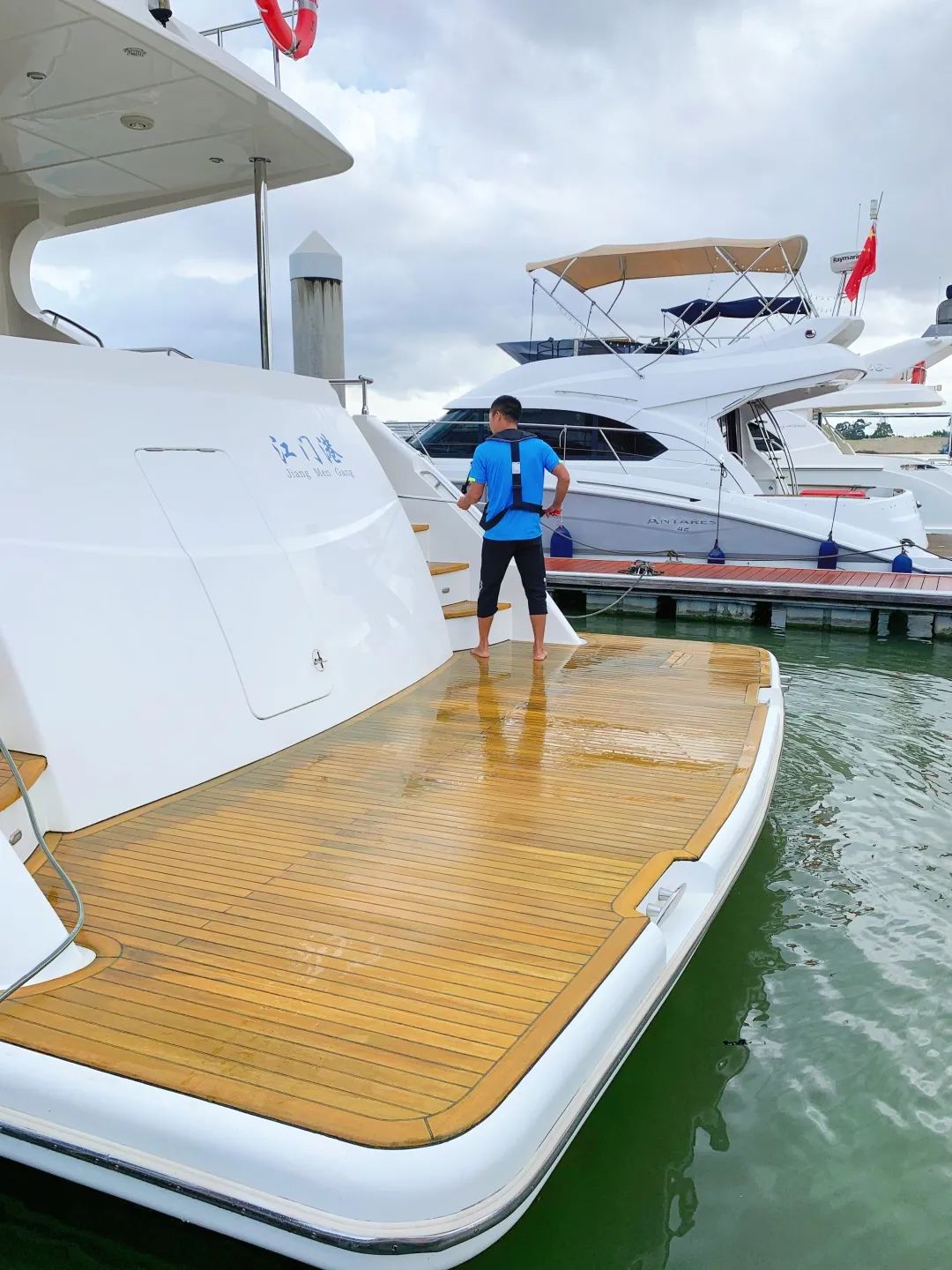 169277436883070.jpg 169277436883070.jpg